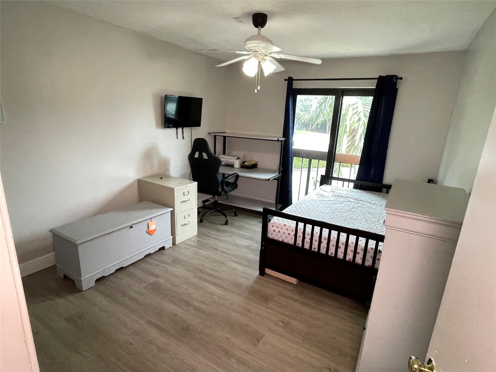 Del Rio Village North 86- - Residential Lease