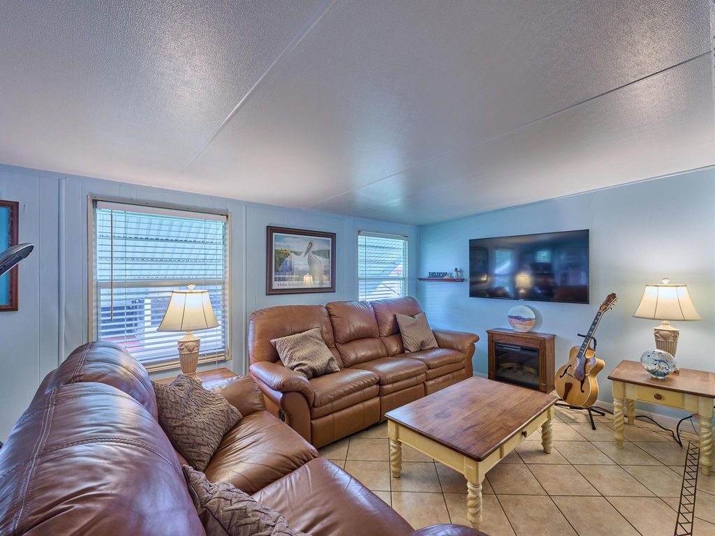 Photo of 7836 SE Wren Avenue, Hobe Sound, FL 33455 (MLS # R11123796)