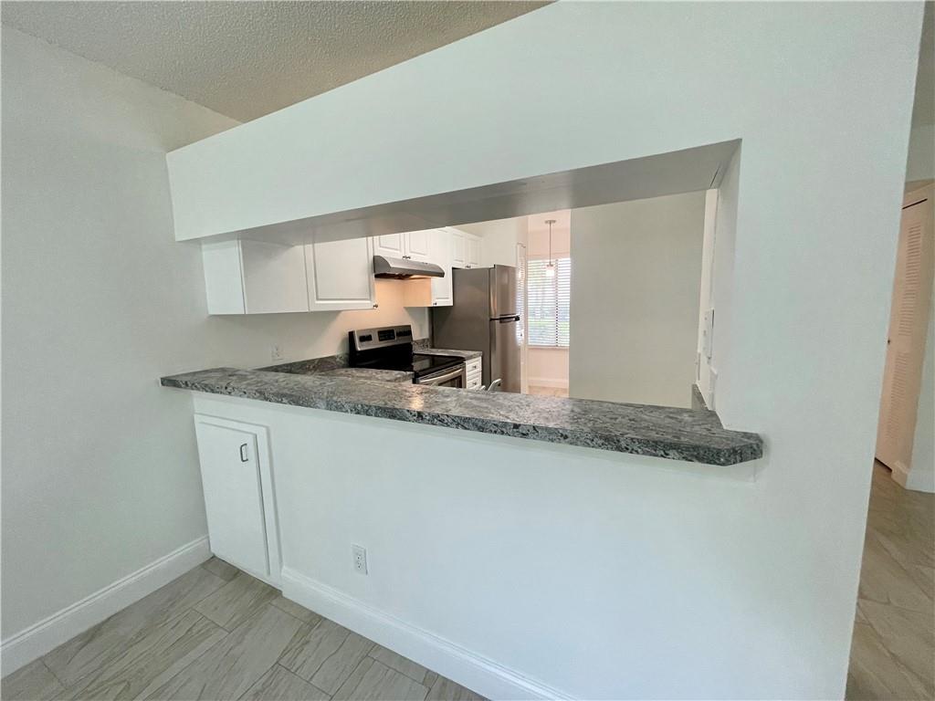 Napoli Gardens At Coral S - Residential Lease