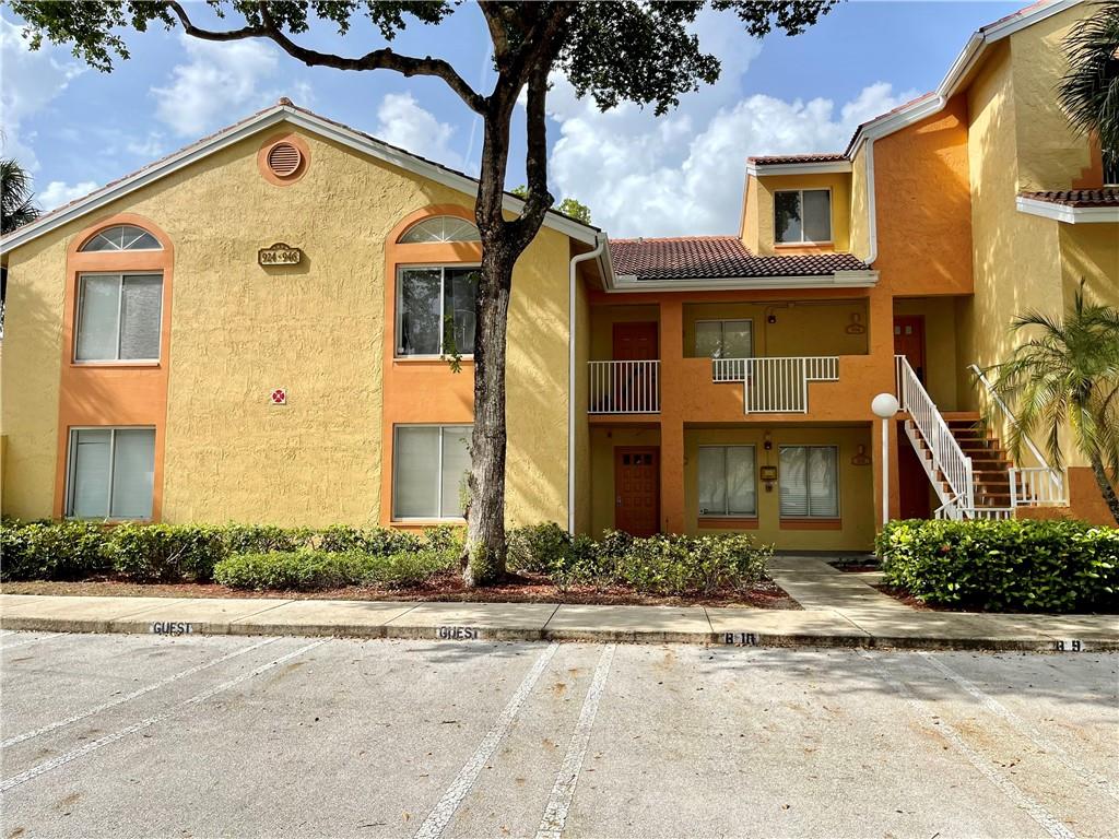 Napoli Gardens At Coral S - Residential Lease