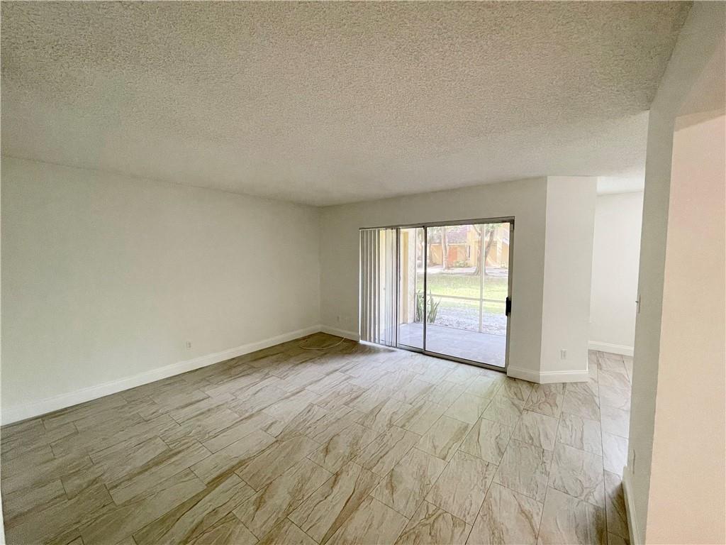 Napoli Gardens At Coral S - Residential Lease