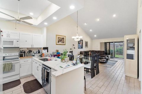 10900 Waterberry Court Boca Raton FL 33498