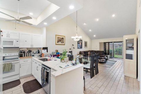 10900 Waterberry Court Boca Raton FL 33498