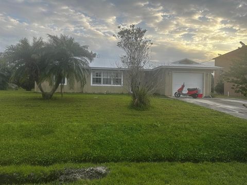 A home in Port St Lucie