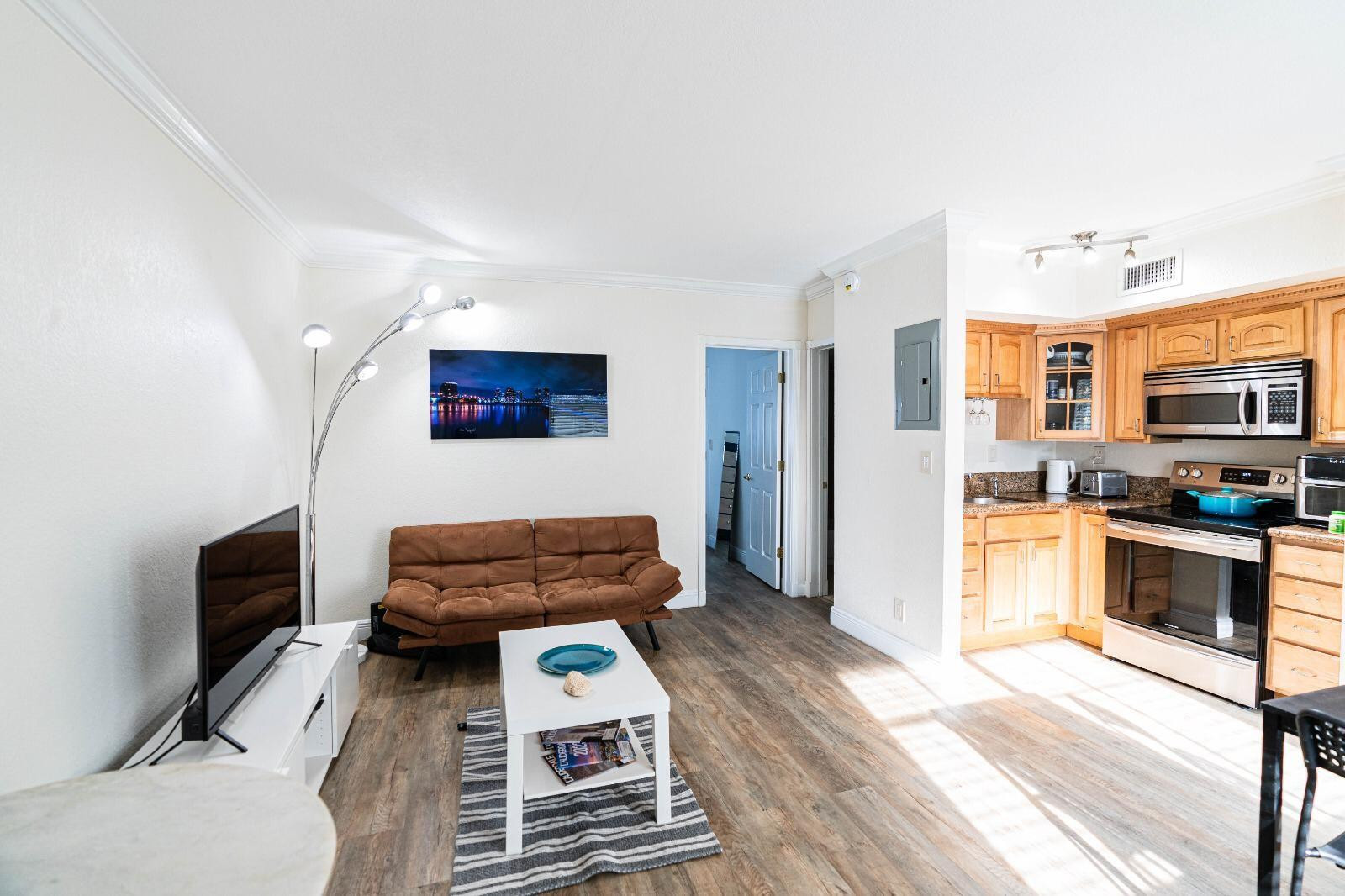 Gulfstream Condo Of Las O - Residential Lease