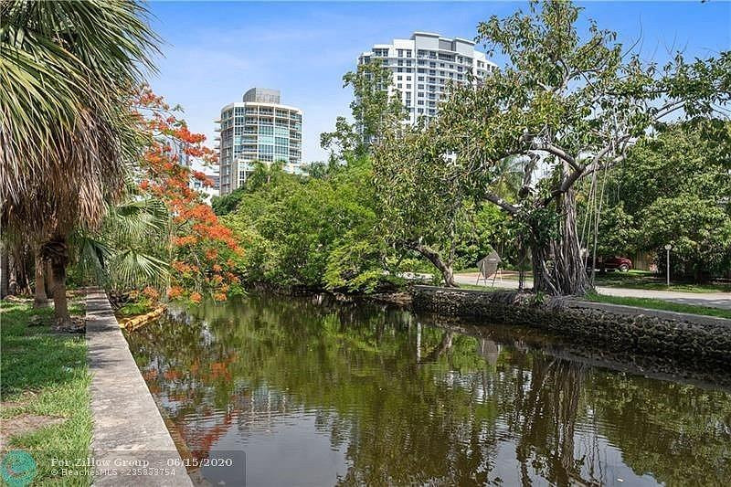 Gulfstream Condo Of Las O - Residential Lease