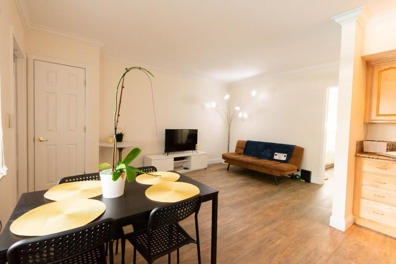 Gulfstream Condo Of Las O - Residential Lease