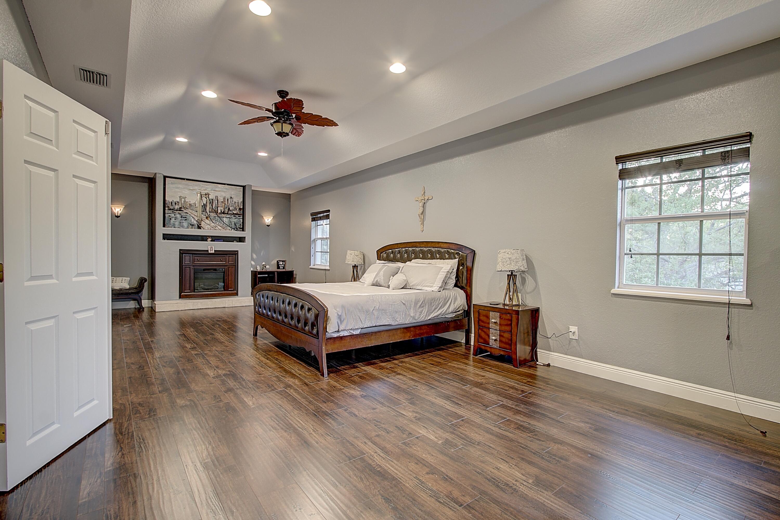 INDIAN RIVER ESTATES UNIT 1 - Residential Lease