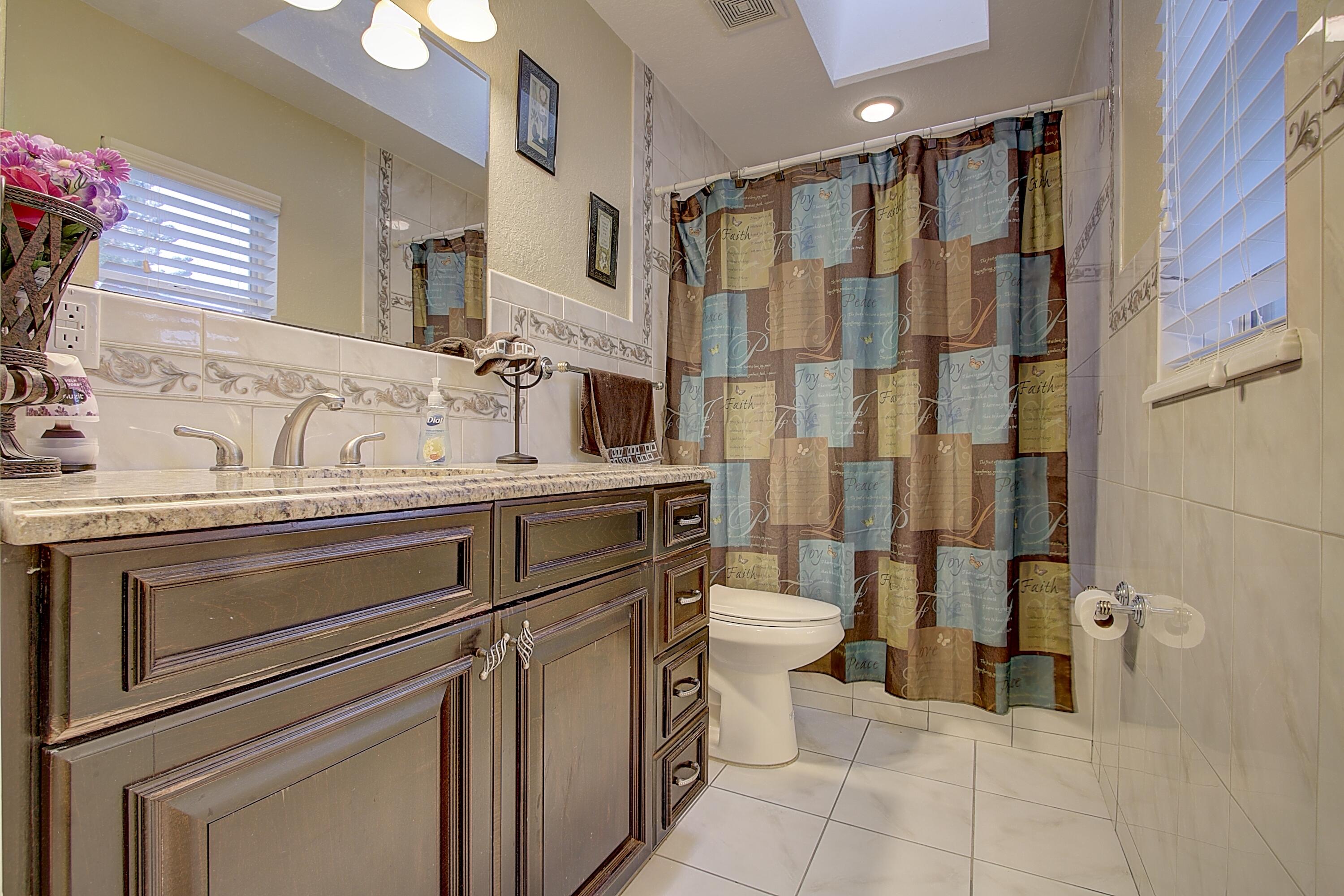 INDIAN RIVER ESTATES UNIT 1 - Residential Lease