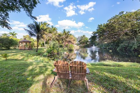 A home in Davie