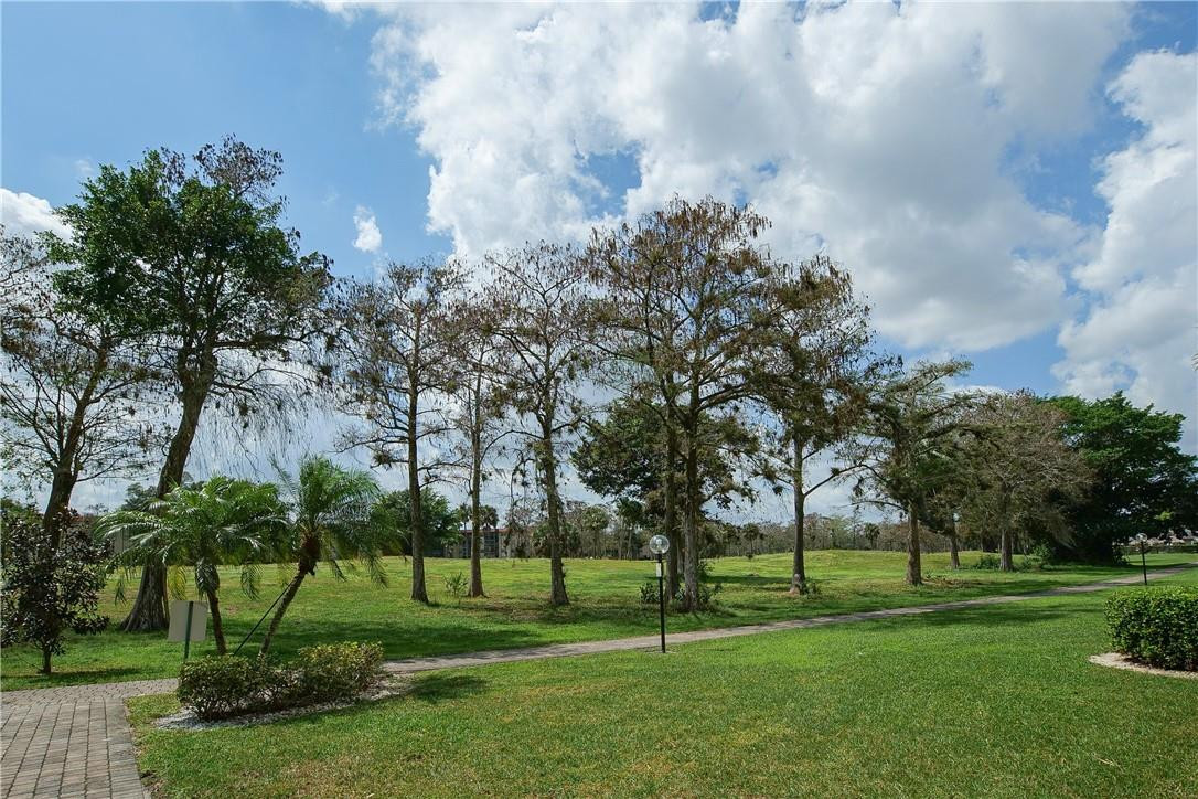 Greens of Inverrary - Residential