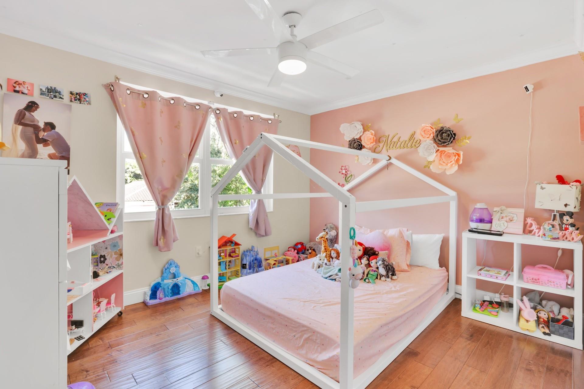 Holiday Springs Village Sec - Residential