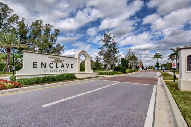 Contemporary Large two story townhome in Boca Raton- 3 BED, 2.5 BATH. Featuring gourmet kitchen with beautiful cabinets, geometrical island with Quartz counter-tops, upgraded appliances- Double Convention Built-In Electric Wall Oven; Stainless steel appliances - Refrigerator, Microwave , Electric Cooktop, Built-In Dishwasher, In sink erator. Spacious Dining and Living areas, Golf course and Lake views; Crown Molding throughout; Owner's suite with dual walk-in closets; Large Owner's Spa bath with 3 Shower Heads & double sinks. Impact windows; Beautiful amenities, gym, pool, beautiful community