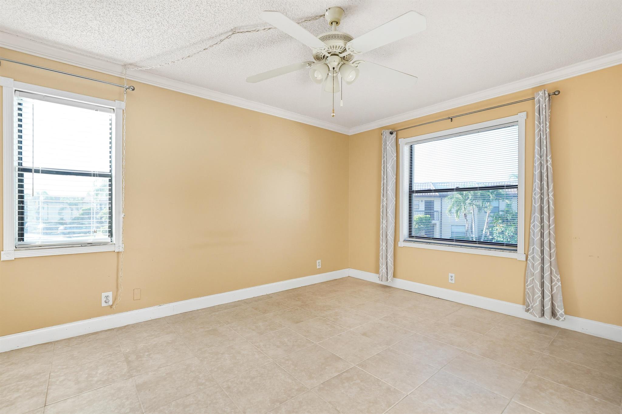 LUCERNE LAKES GOLF COLONY - Residential