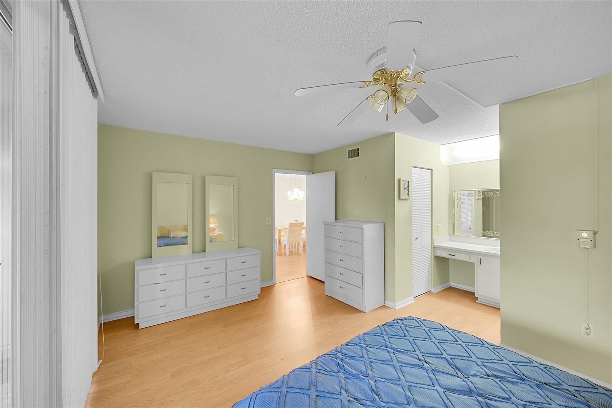 ROYAL PARK GARDENS - Residential