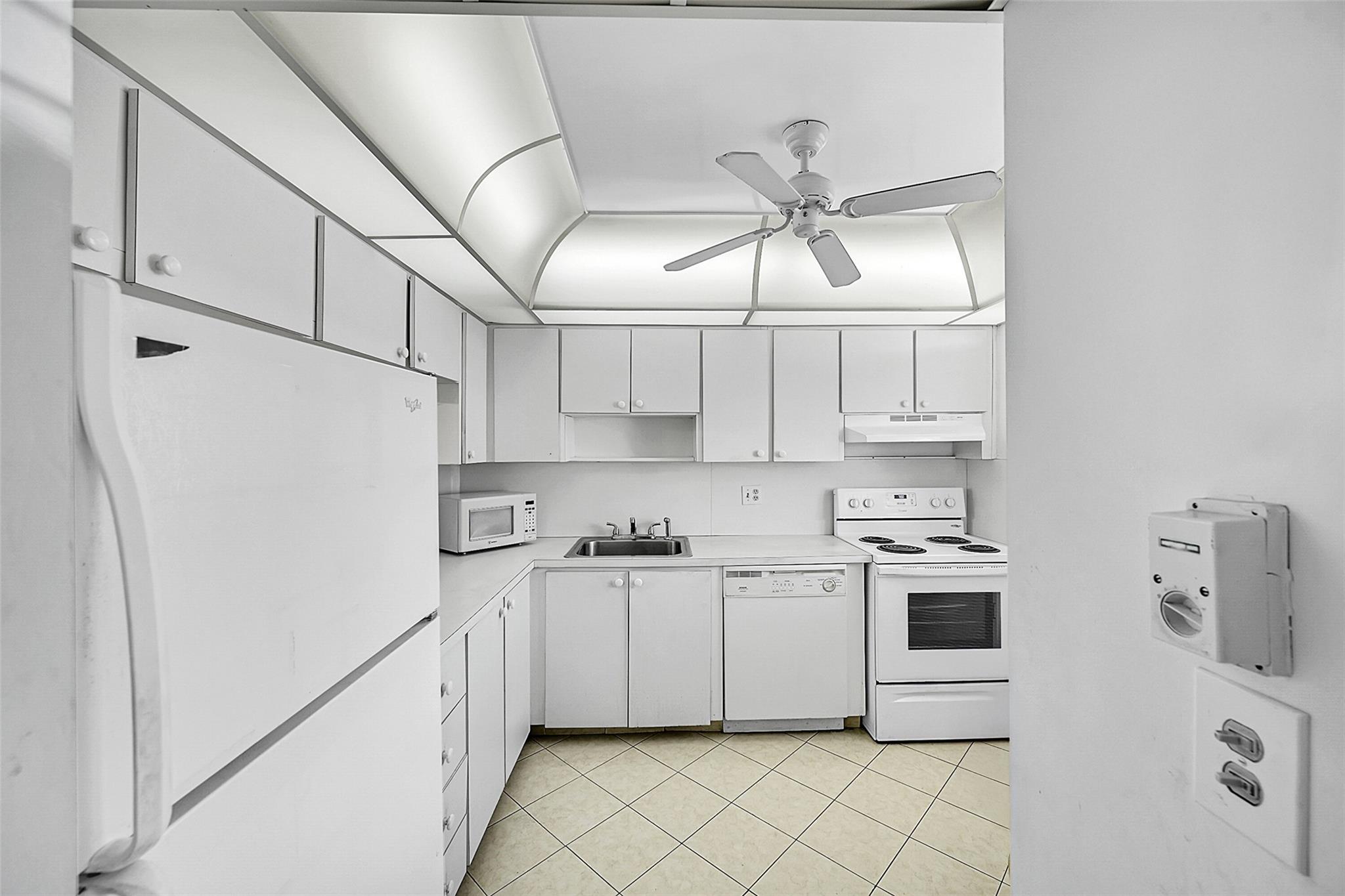 ROYAL PARK GARDENS - Residential