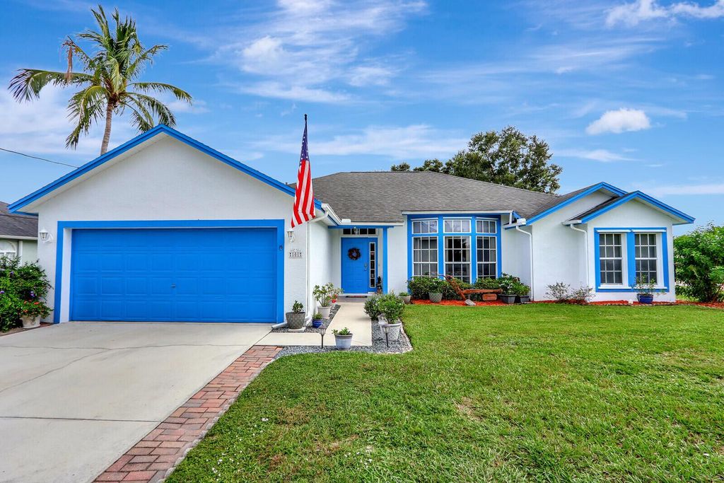 Photo of 101 SW Bedford Road, Port St Lucie, FL 34953 (MLS # R10927645)