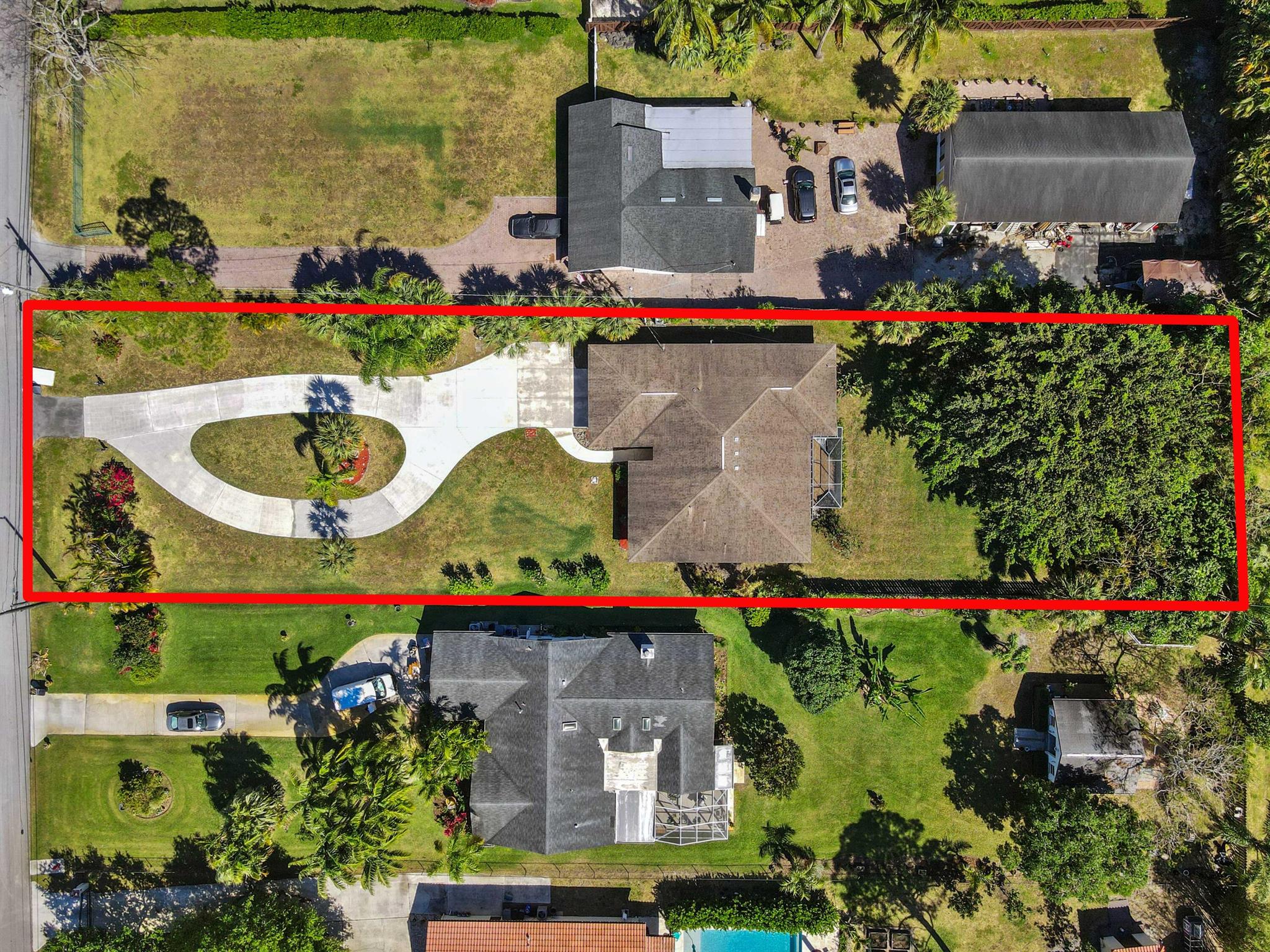 5116 Palm Way