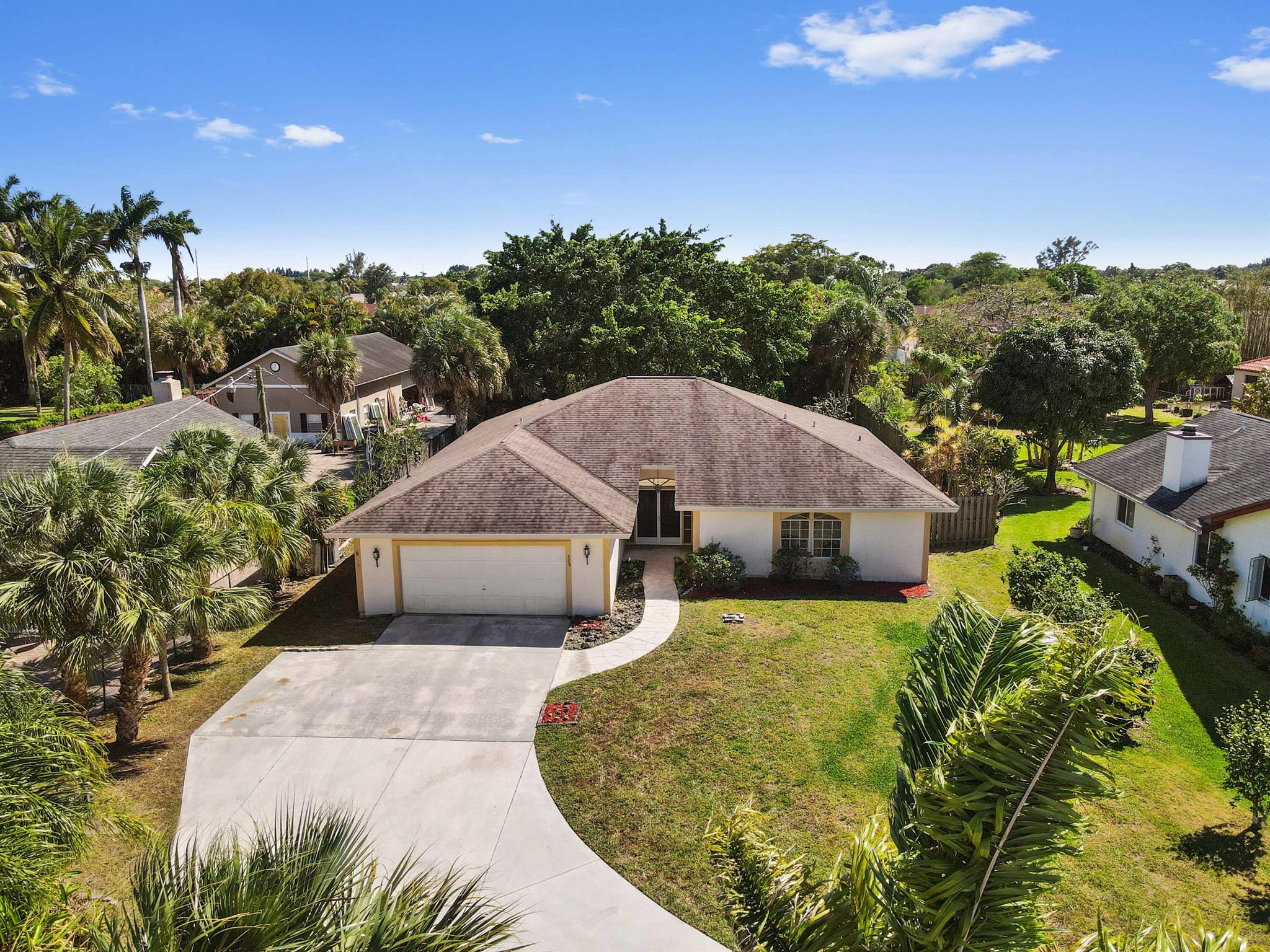 5116 Palm Way