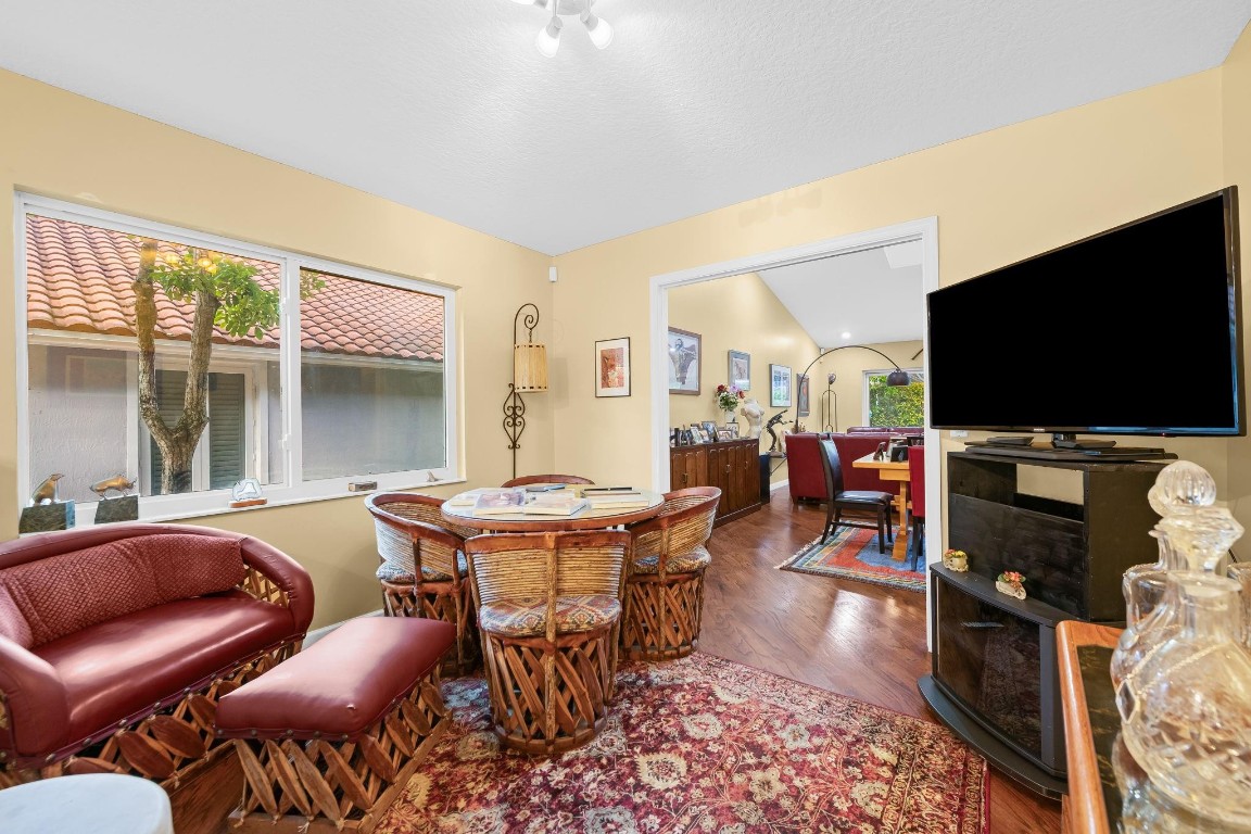 Palm-Aire Oaks Course Est - Residential