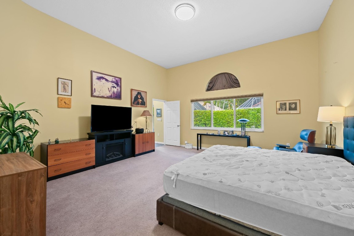 Palm-Aire Oaks Course Est - Residential