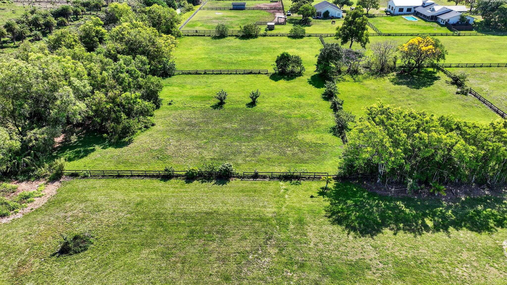 PALM BEACH FARMS CO 3 - Residential