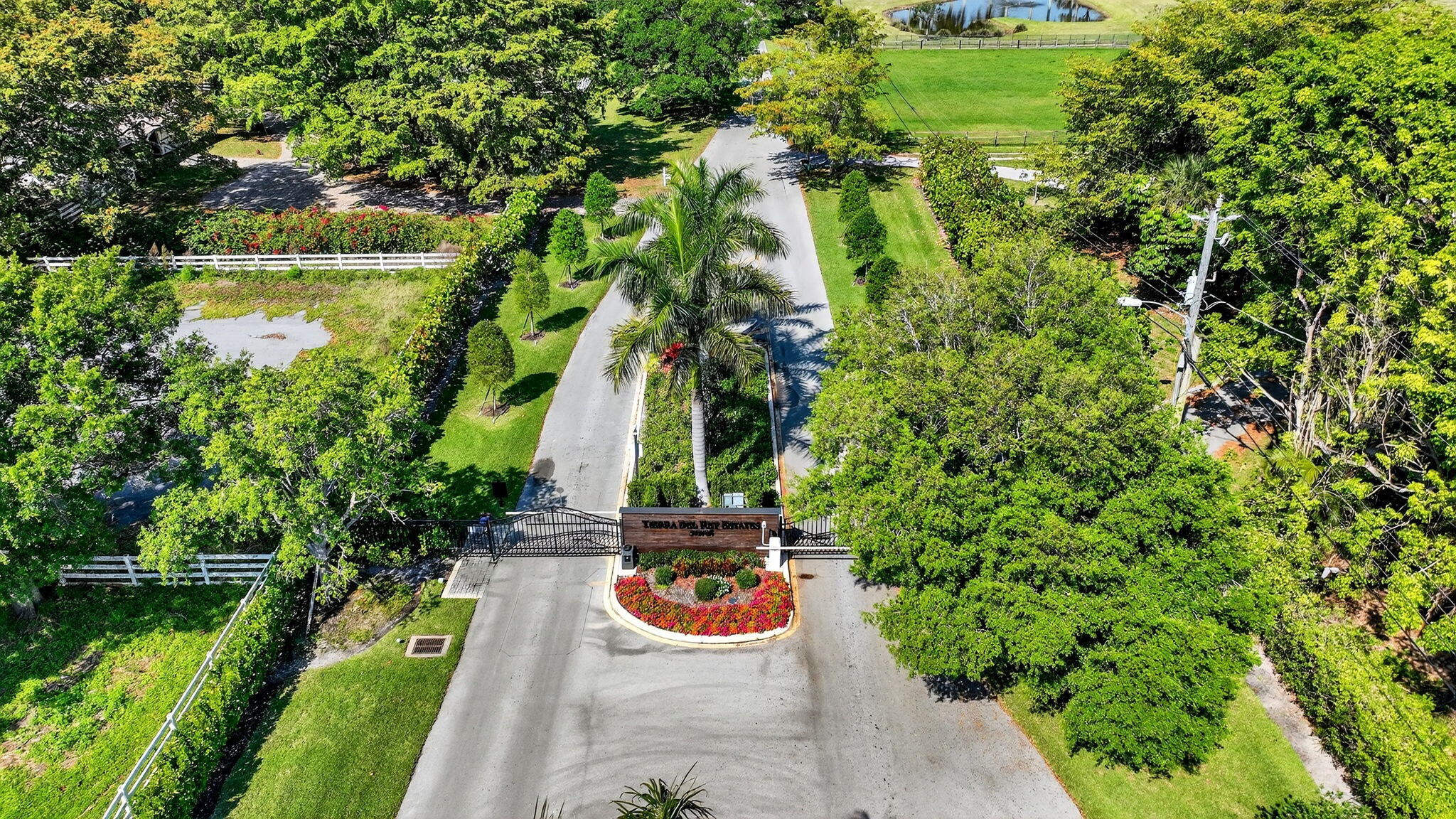 PALM BEACH FARMS CO 3 - Residential