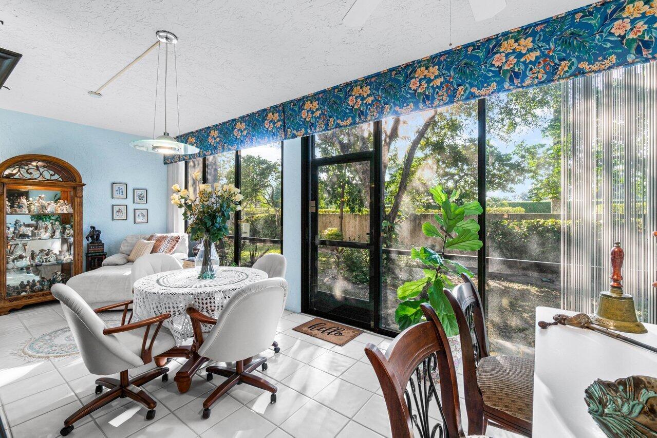 BRIARWOOD AT INDIAN SPRINGS CONDO - Residential Lease