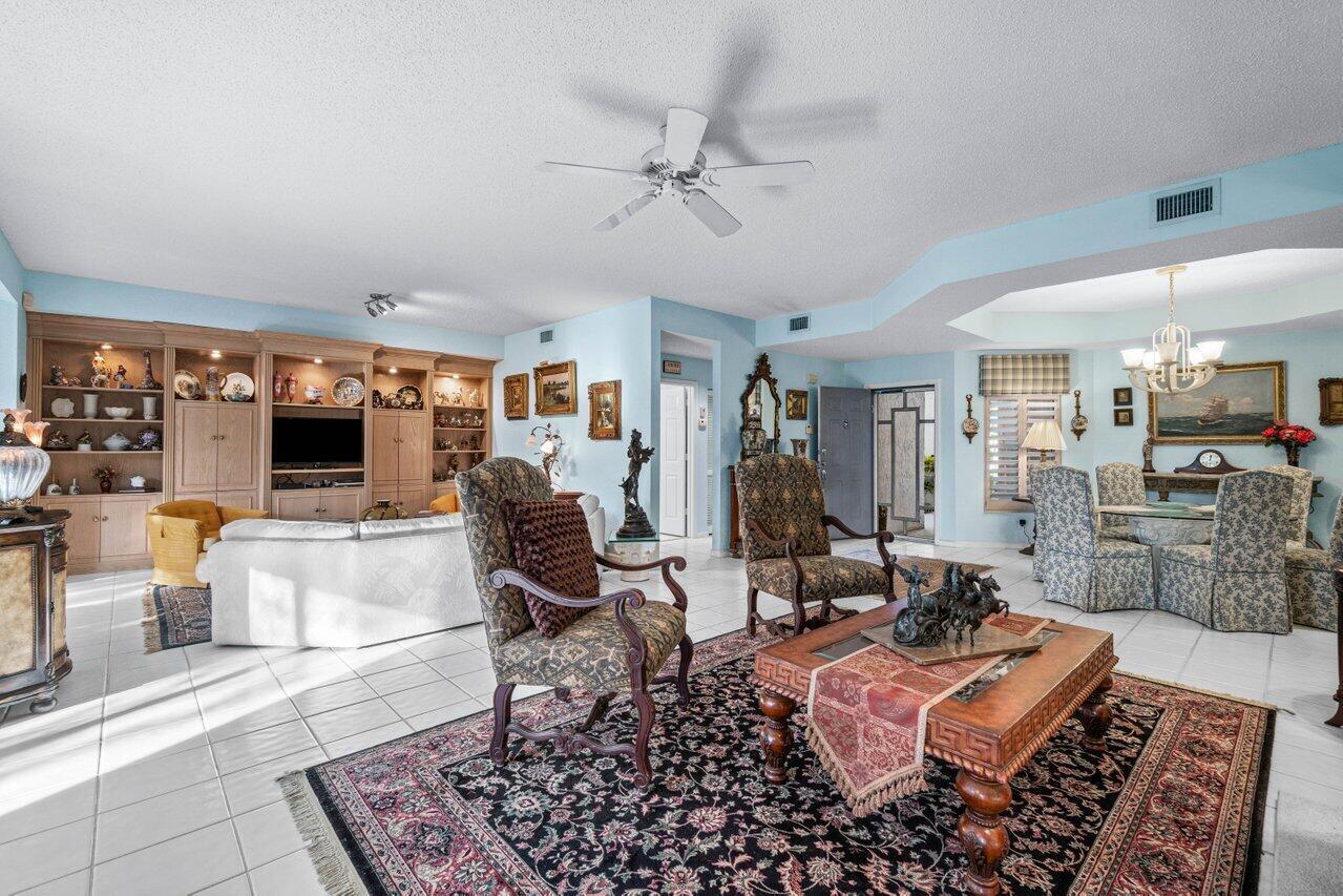 BRIARWOOD AT INDIAN SPRINGS CONDO - Residential Lease