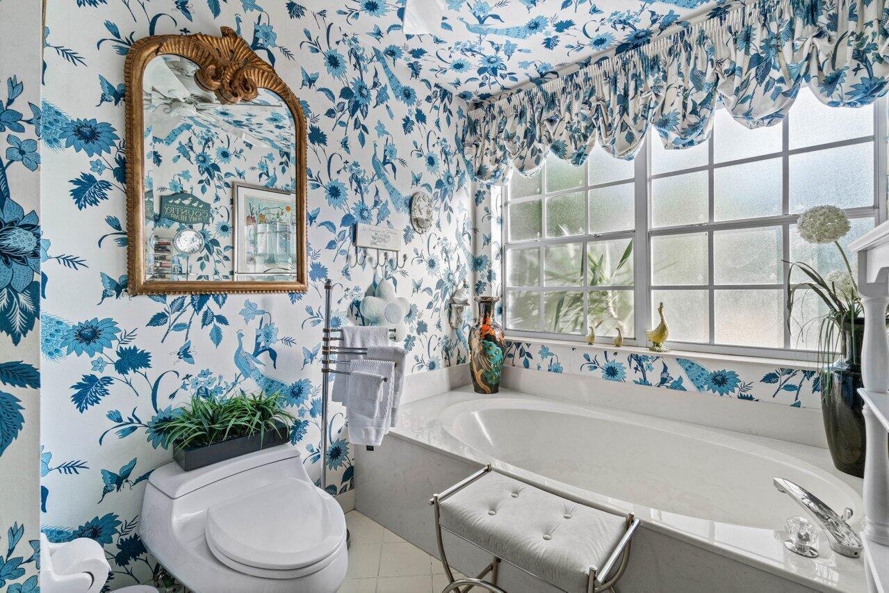 BRIARWOOD AT INDIAN SPRINGS CONDO - Residential Lease