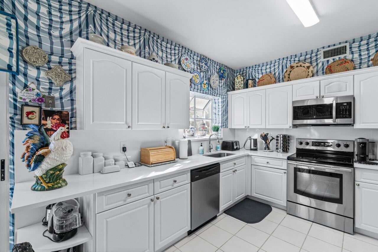 BRIARWOOD AT INDIAN SPRINGS CONDO - Residential Lease
