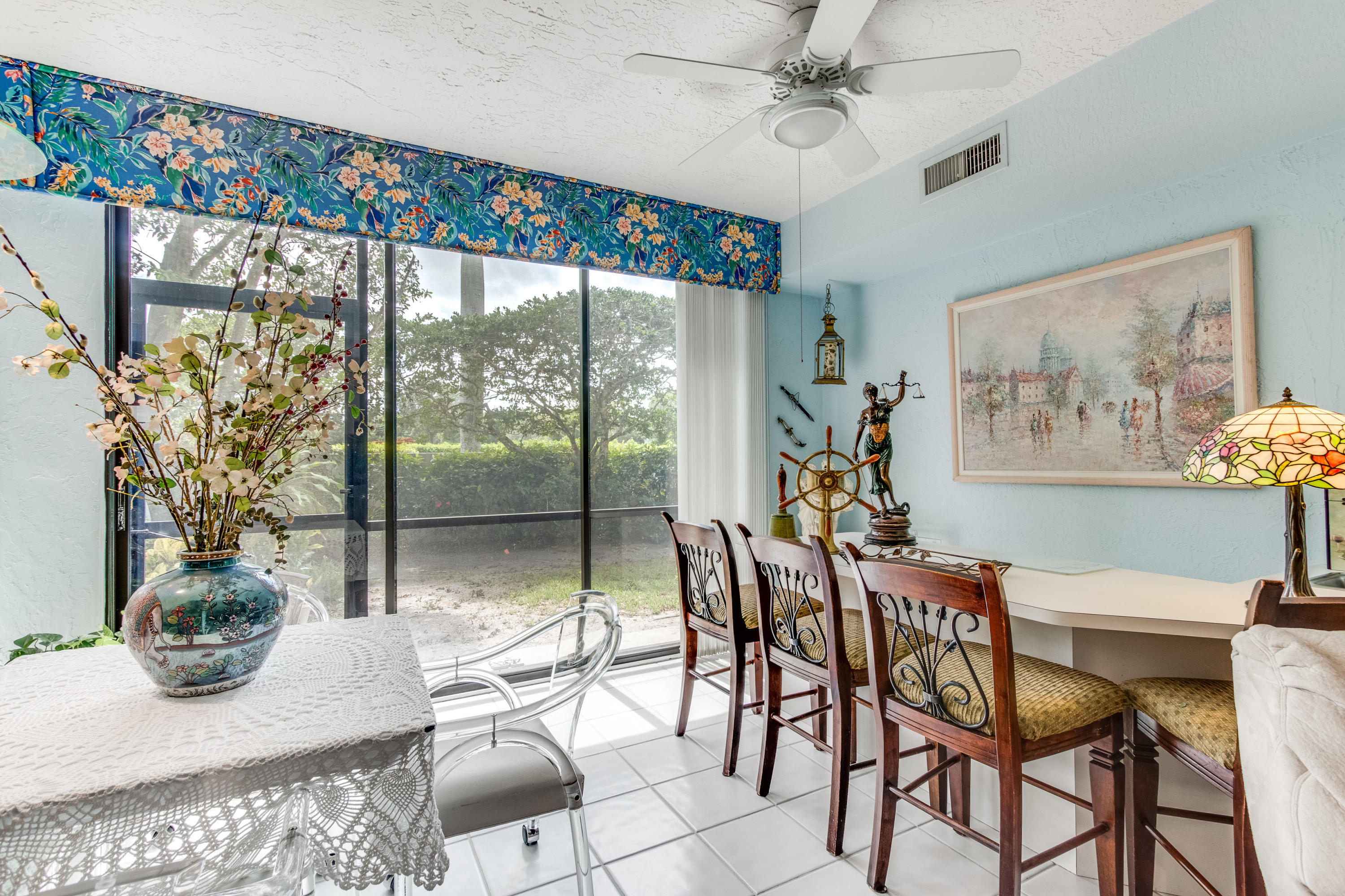 BRIARWOOD AT INDIAN SPRINGS CONDO - Residential Lease