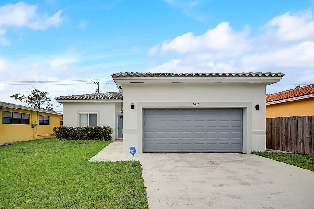 Photo of 2625 NW 15th Court, Fort Lauderdale, FL 33311 (MLS # R10820676)