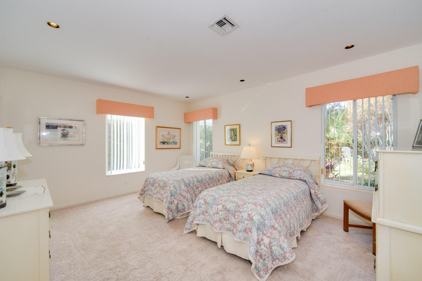 SEA ISLE EST - Residential