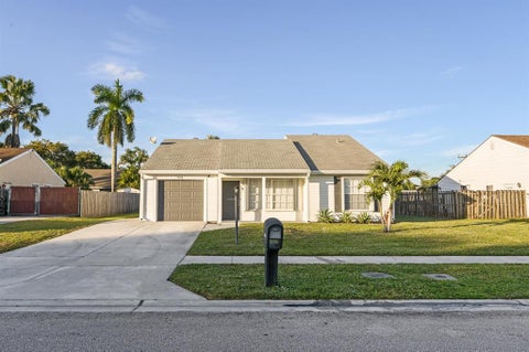 Featured picture for the property R10763286