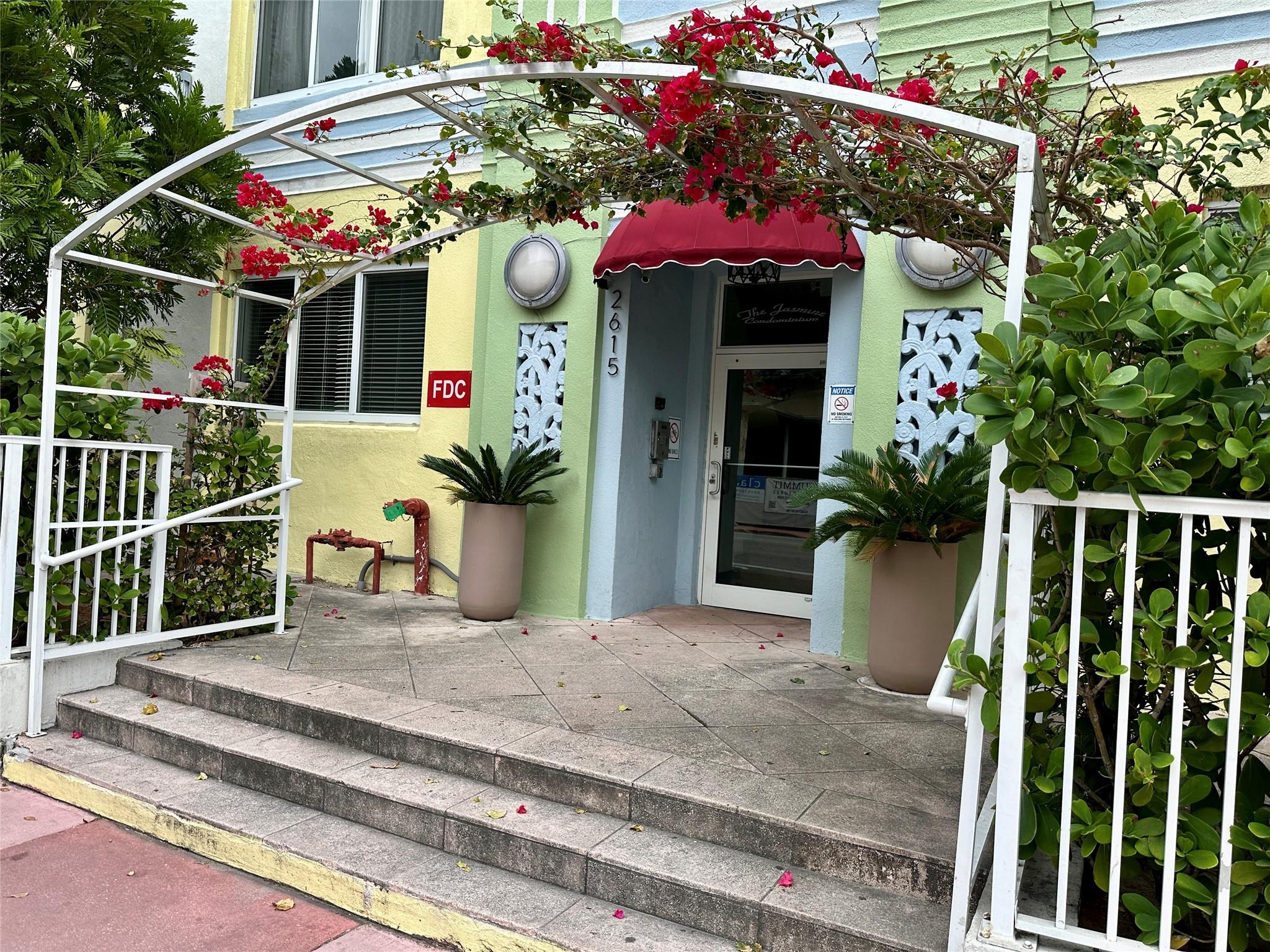 INVESTMENT OPPORTUNITY!!! Motivated Seller with
Easy Seller Financing available. THIS 2/1 CONDO IS WELL LOCATED IN THE HEART OF MIAMI BEACH, STEPS AWAY FROM THE OCEAN, PROVIDING ACCESS TO WORLD-CLASS DINING, SHOPPING AND ENTERTAINMENT. FRESHLY PAINTED, NEW APPLIANCES, RECENTLY RENOVATED AND FULLY FURNISHED. RENT NEXT DAY AFTER CLOSING! HIGHEST SHORT TERM RENTAL RETURN IN THE MARKET. NO ASSOCIATION RENTAL RESTRICTIONS. LOW HOA FEES AND MAINTENANCE. PROFESSIONALLY MANAGED UNIT WITH A REVENUE OVER $50,000/Year. HAS RESERVATION AHEAD UNTIL MARCH/2026!!! RATED 4.89* ON AIRBNB. FOR FURTHER INFO PLEASE "TEXT" LISTING AGENT.