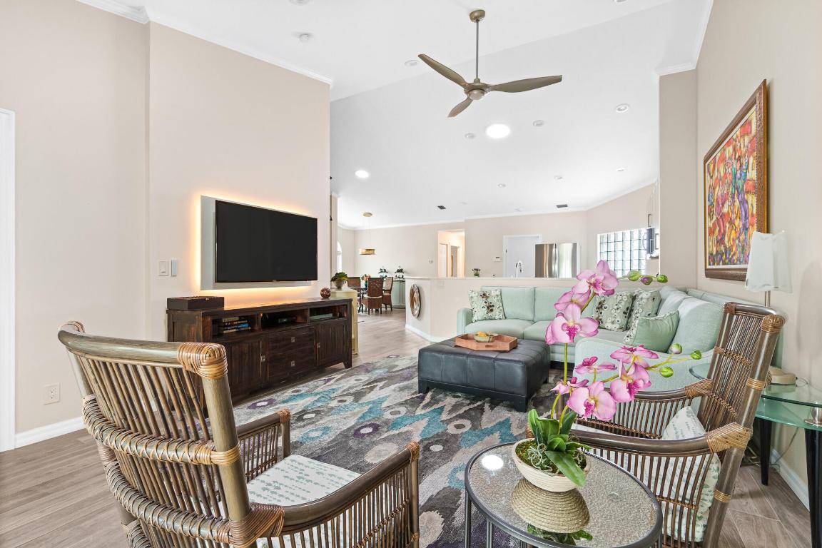 FLORAL LAKES 1 - Residential