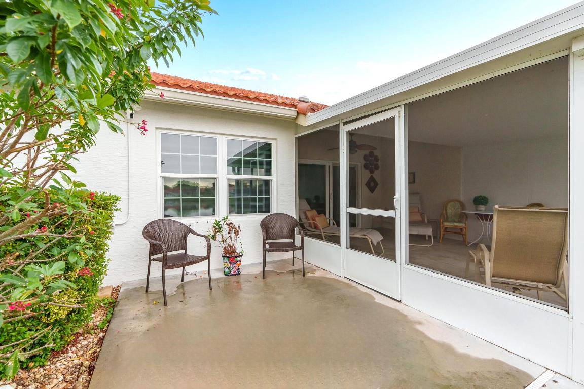 FLORAL LAKES 1 - Residential