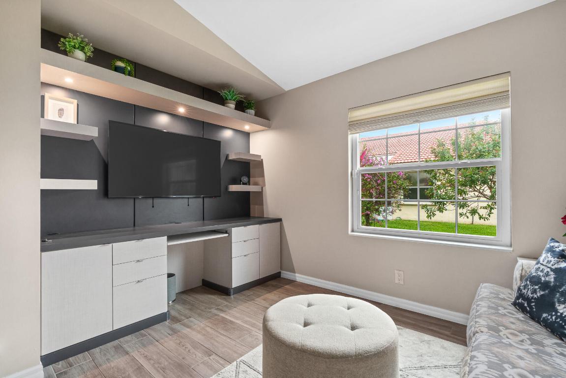 FLORAL LAKES 1 - Residential