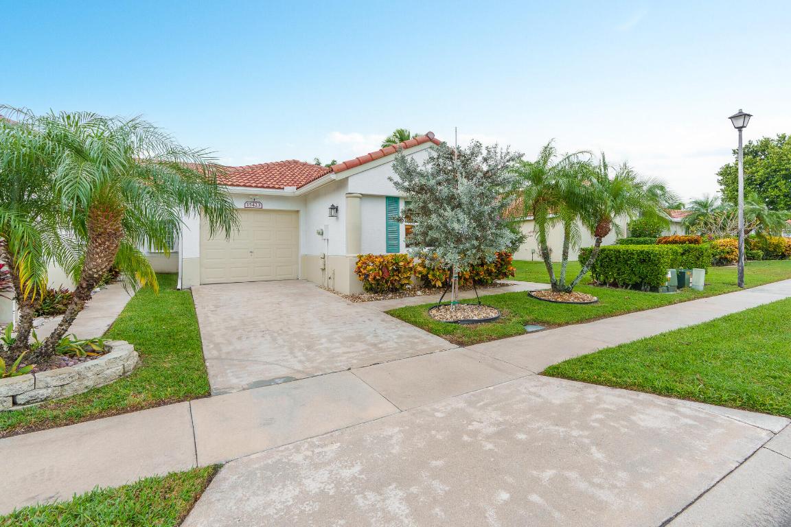 FLORAL LAKES 1 - Residential