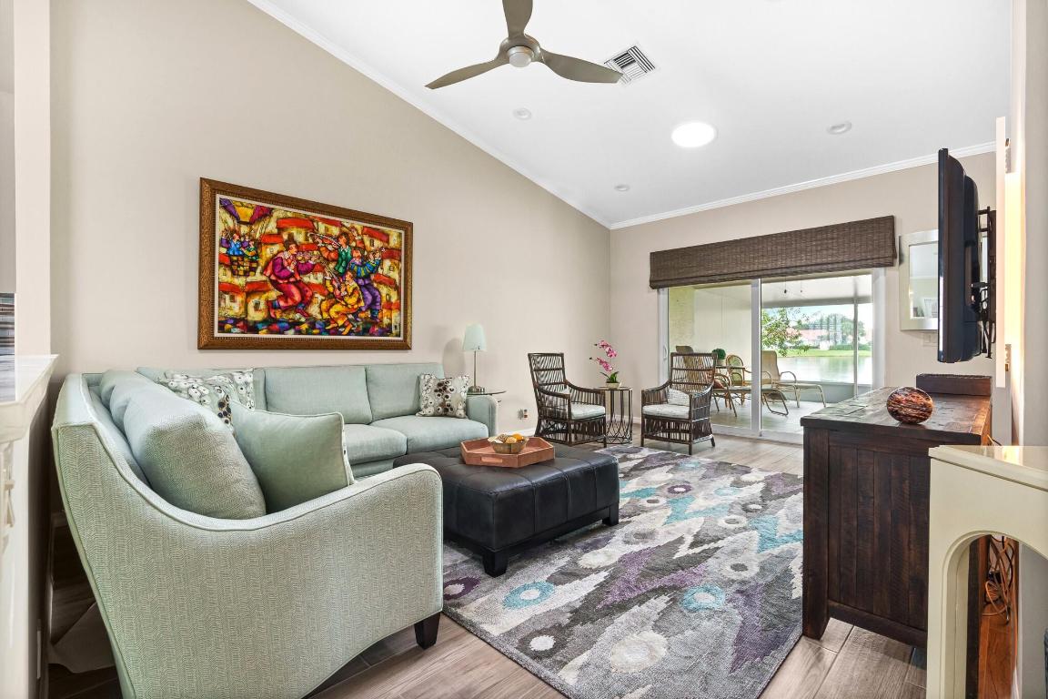 FLORAL LAKES 1 - Residential