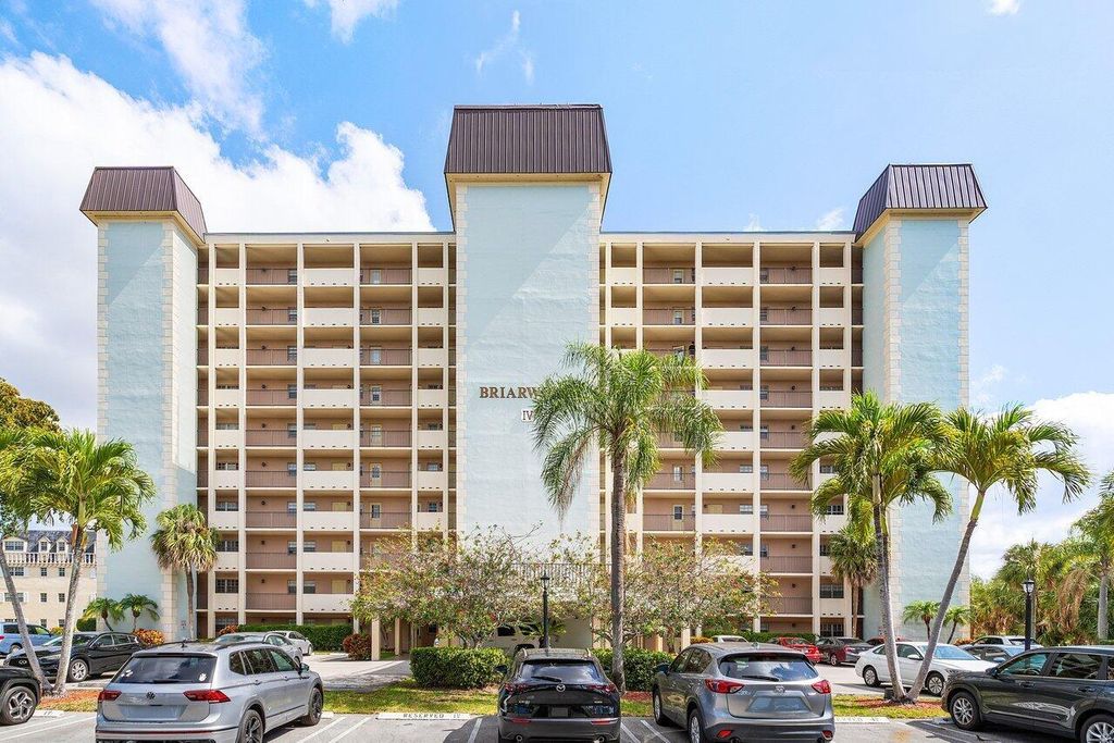 Photo of 9101 W Sample Road #805, Coral Springs, FL 33065 (MLS # R11090033)
