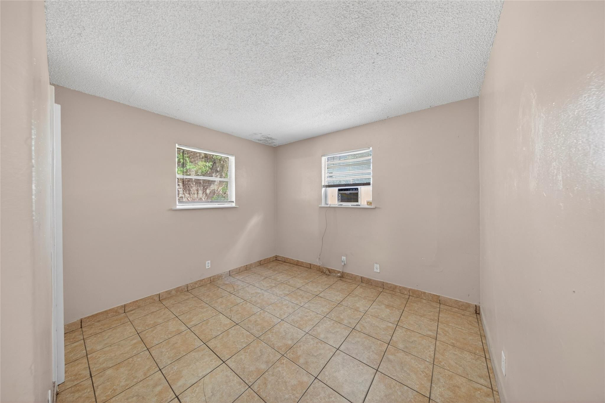 WASHINGTON PARK 7TH - Residential Lease