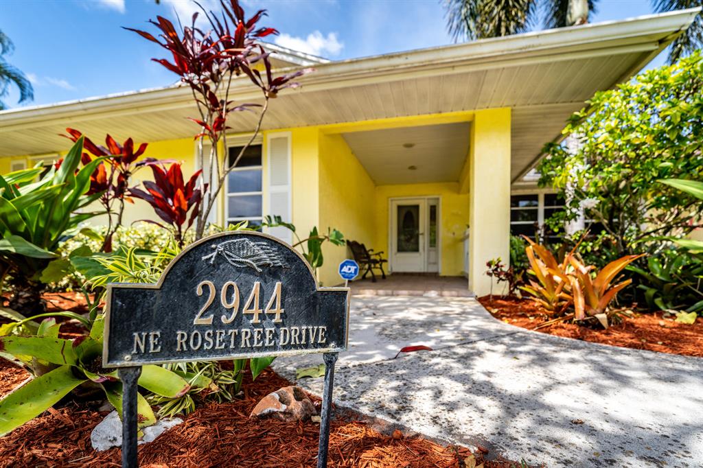 Rare opportunity to Own a POOL HOME ON HALF ACRE LOT in the Desirable Community of TIMBERWICK located in Jensen Beach!! This spacious Three Bedroom, Two Bath home features a formal living room w/ fireplace, family room and huge kitchen w/ breakfast bar. You will love the 30x15 POOL, extra large patio & porch that are perfect for entertaining. The patio overlooks a lushly landscaped half acre lot with plenty of privacy. Roof was updated in 2010, Perfect Martin County location just minutes to boat ramps, beaches, downtown Jensen Beach/Stuart, and A+ rated schools!!! Home does need updating and some TLC.