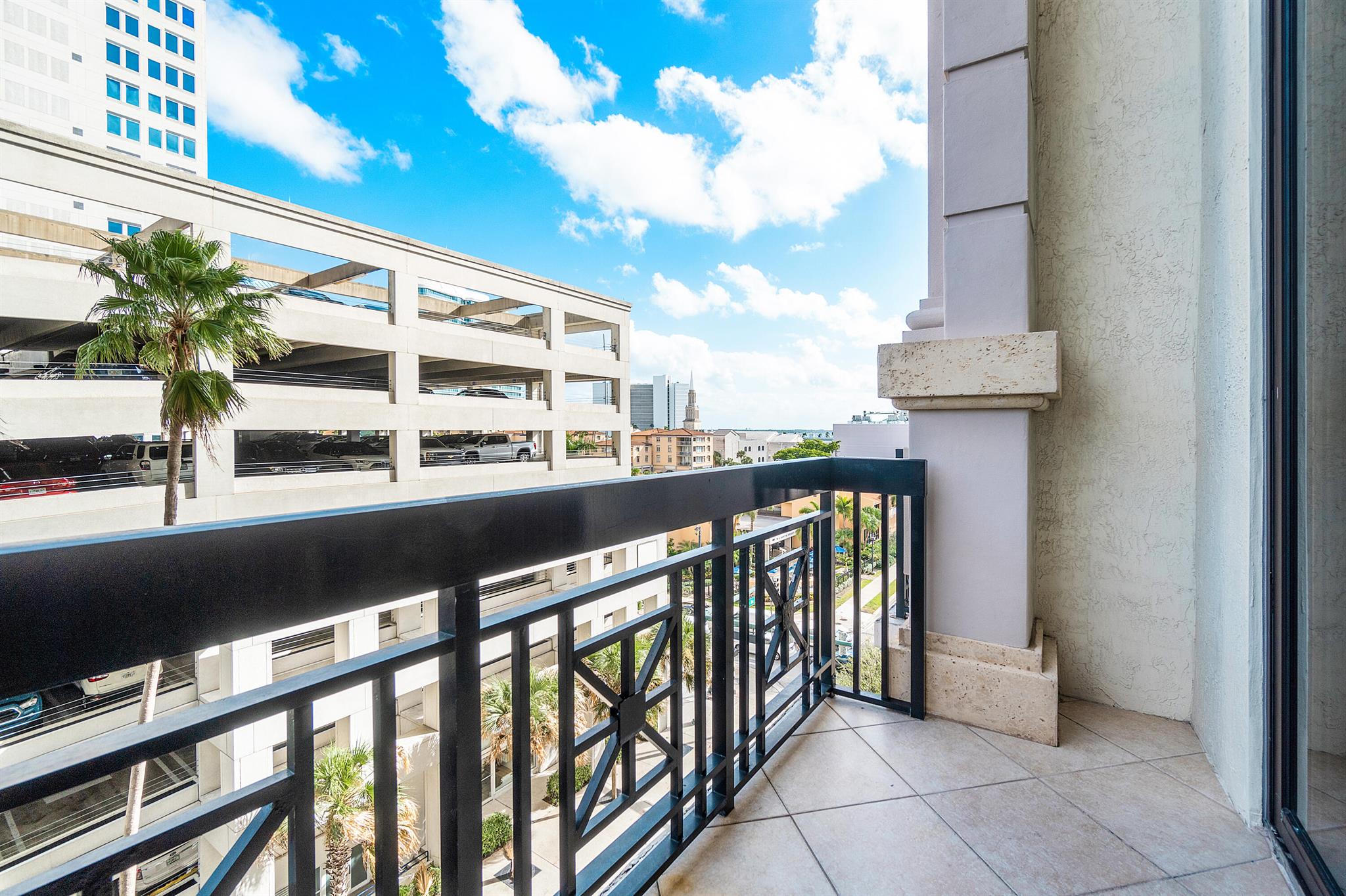 ONE CITY PLAZA CONDO - Residential