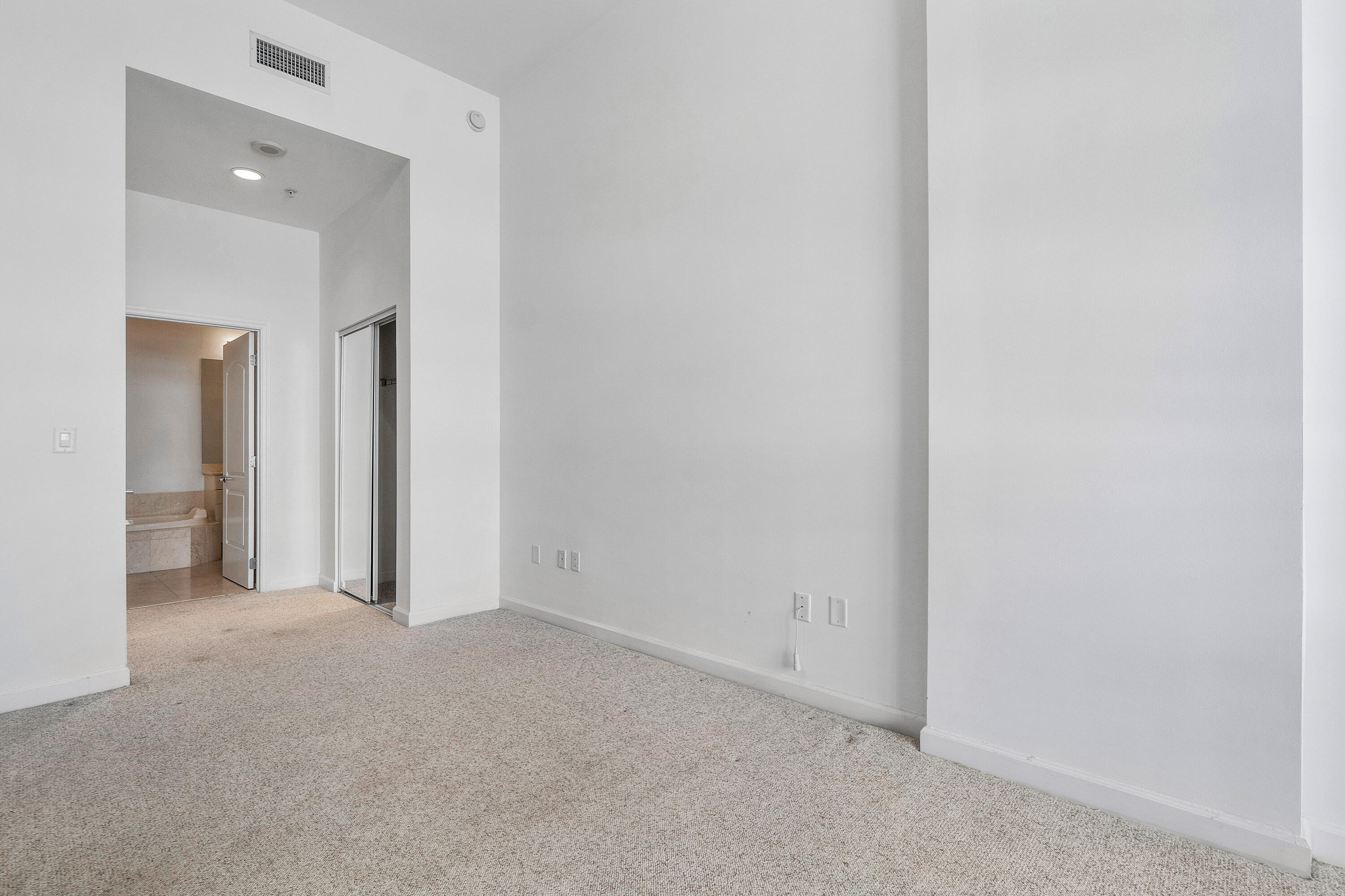 ONE CITY PLAZA CONDO - Residential