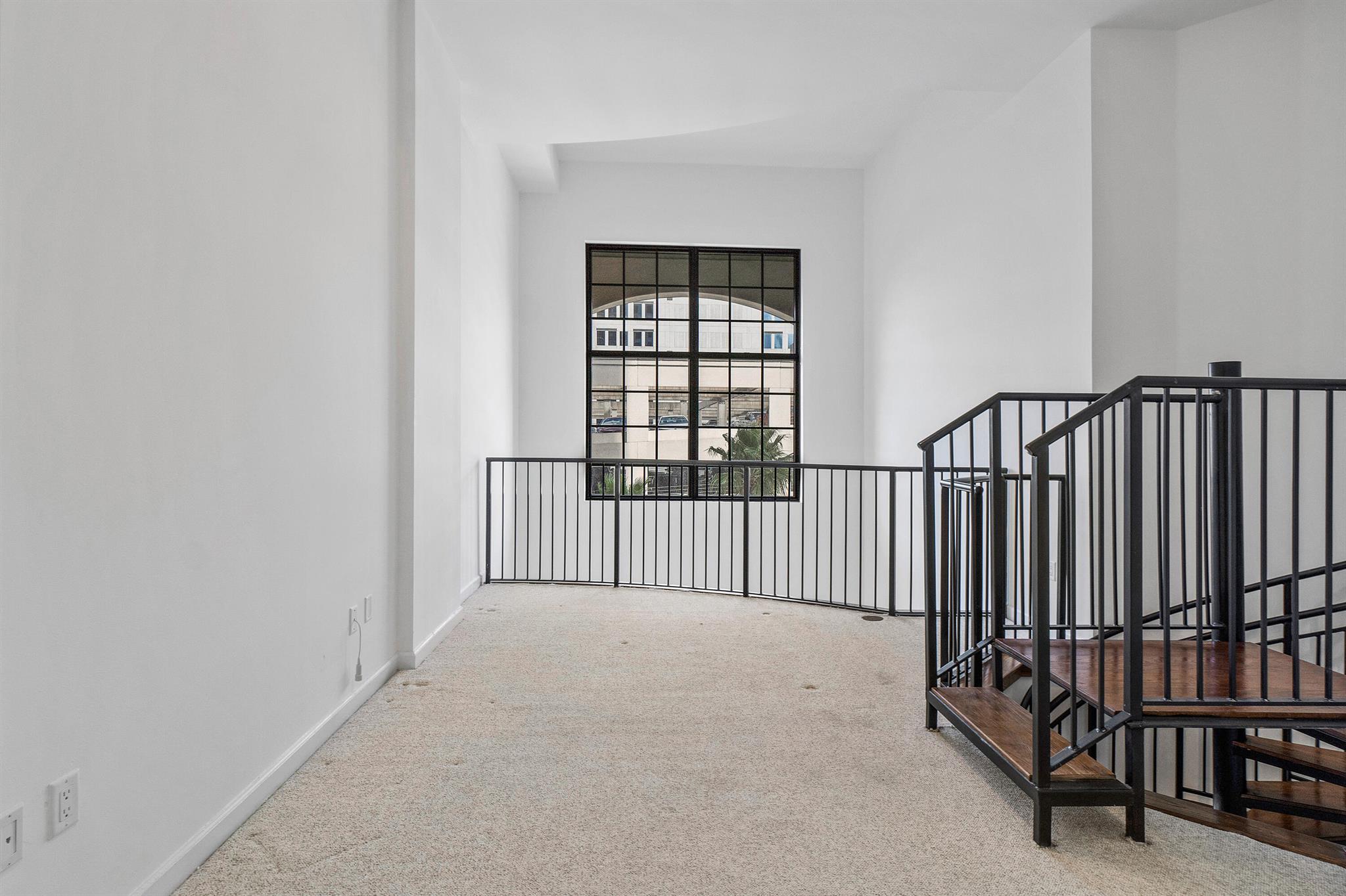 ONE CITY PLAZA CONDO - Residential