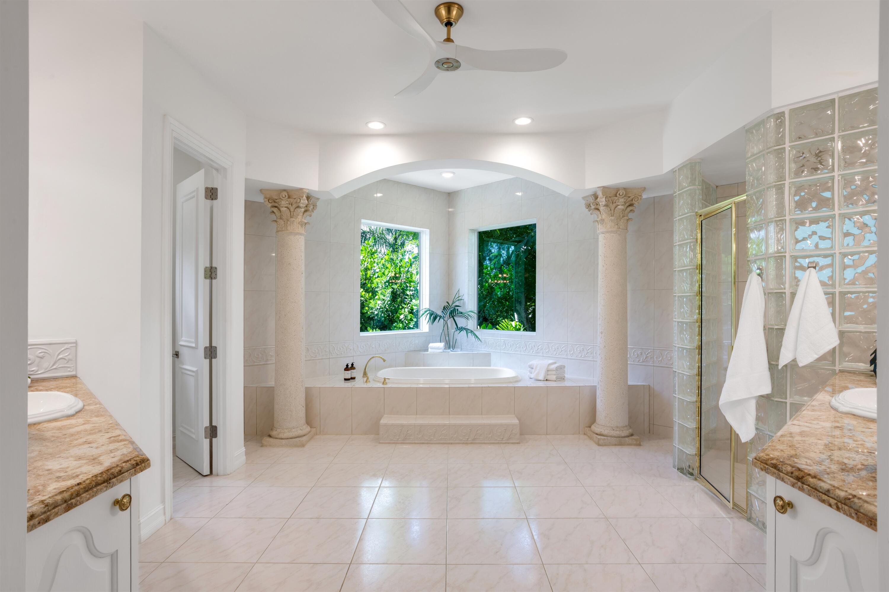 LE LAC 3 - Residential