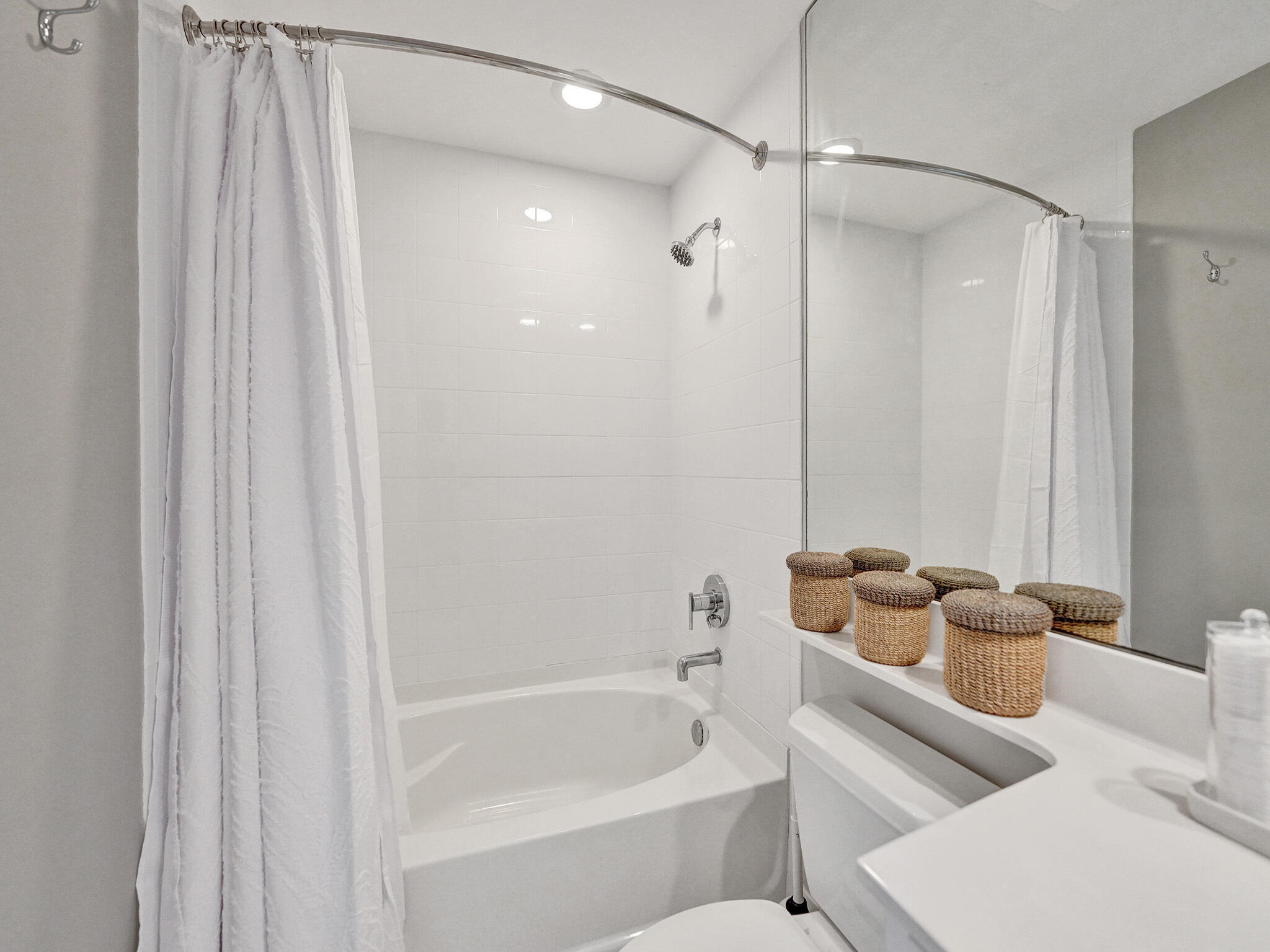 ASTOR - Residential Lease