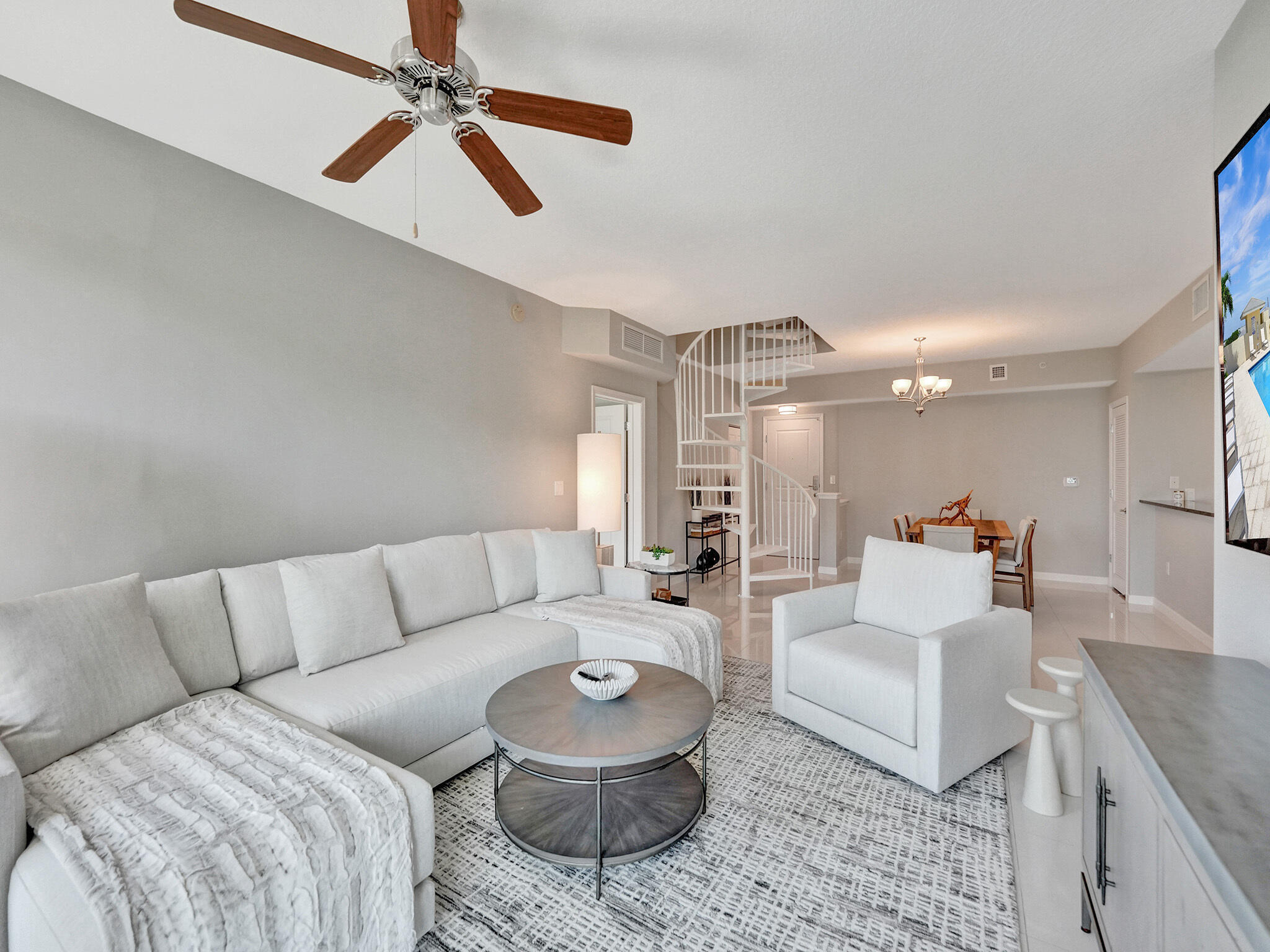 ASTOR - Residential Lease